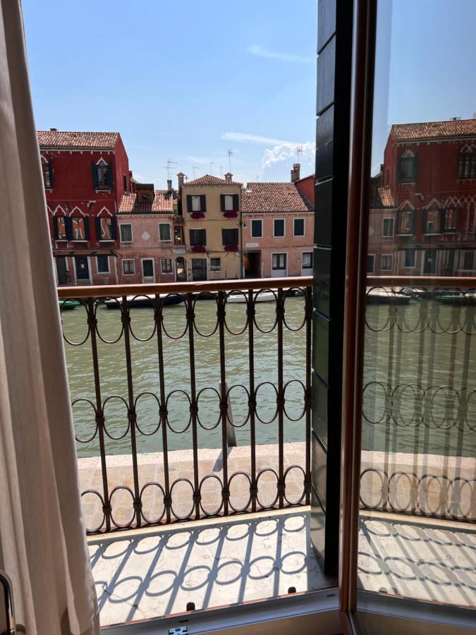 Venezia Canal View Екстериор снимка